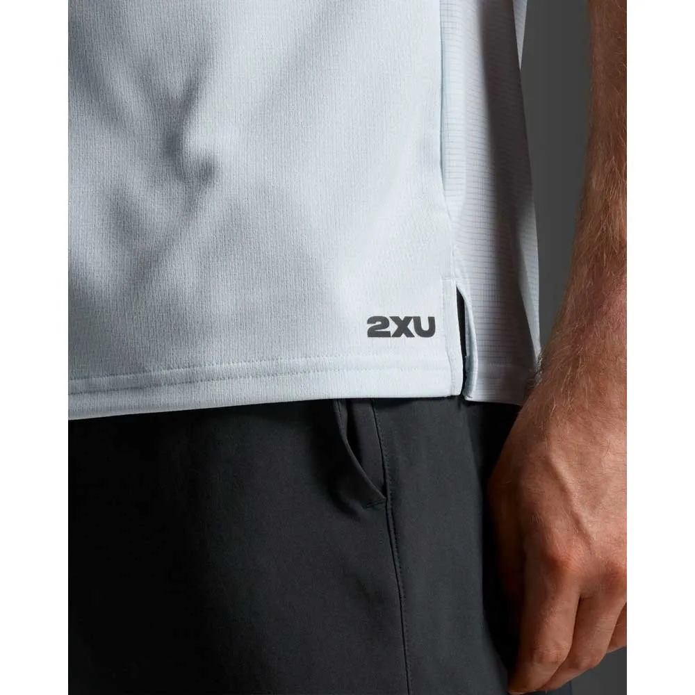 2XU Aero Mesh Kortarmet T-skjorte male 2XU Aero Mesh Kortarmet T-skjorte male