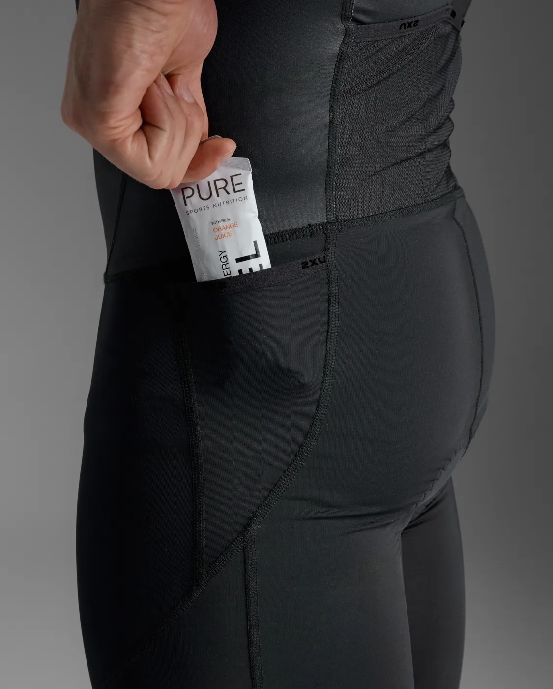 2XU Core Sleeved Dame Trisuit 2XU Core Sleeved Dame Trisuit