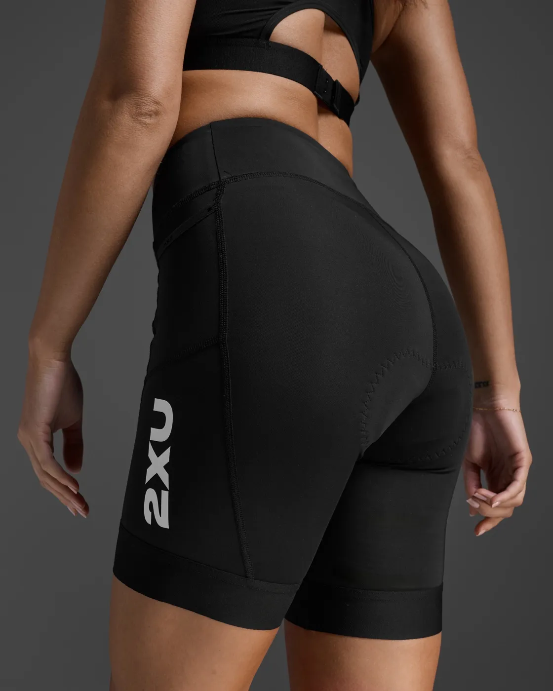 2XU Core Tri 6" Dame Shorts 2XU Core Tri 6" Dame Shorts
