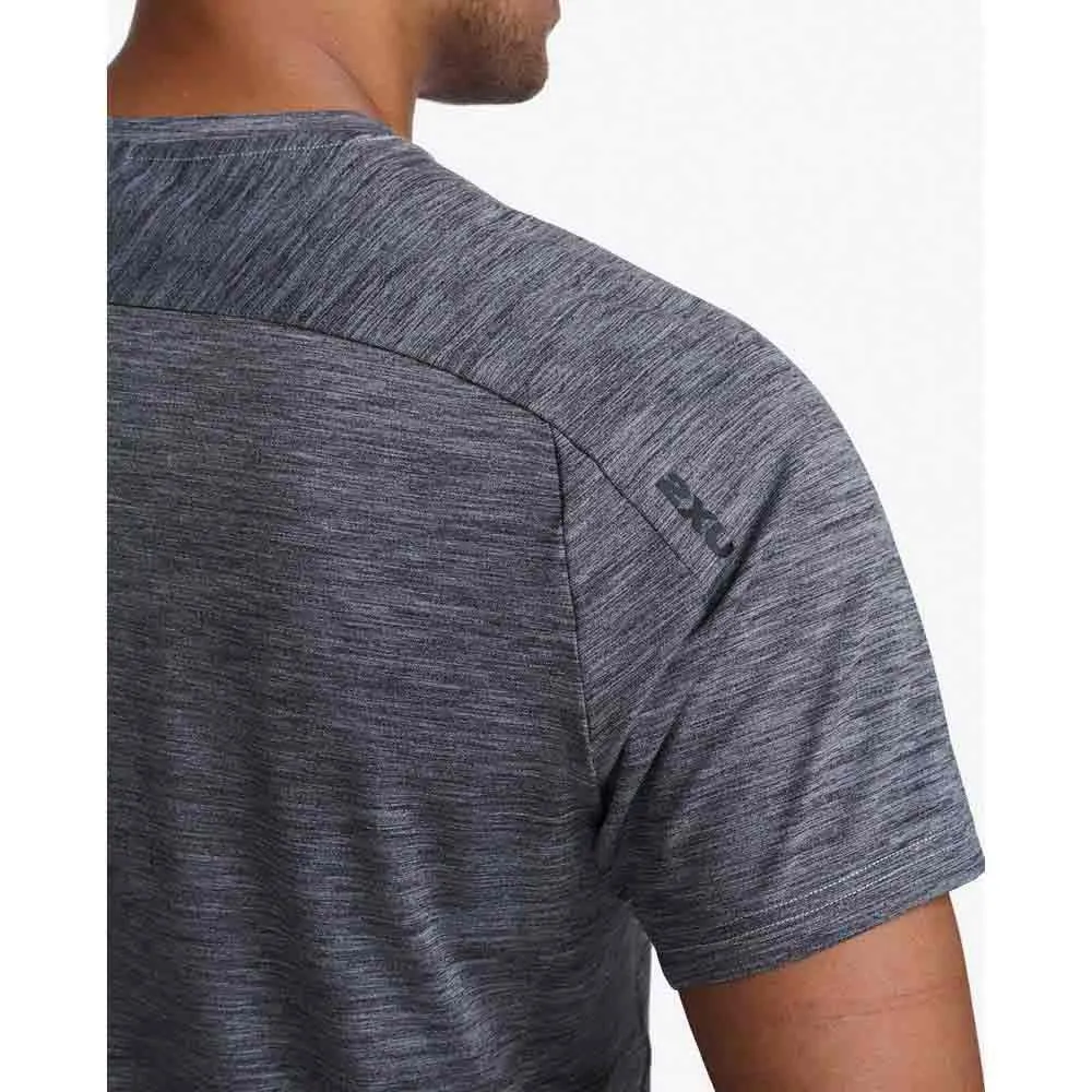 2XU Motion Kortarmet T-skjorte male 2XU Motion Kortarmet T-skjorte male