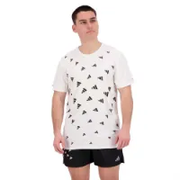 adidas Brand Love Kortarmet T-skjorte male adidas Brand Love Kortarmet T-skjorte male