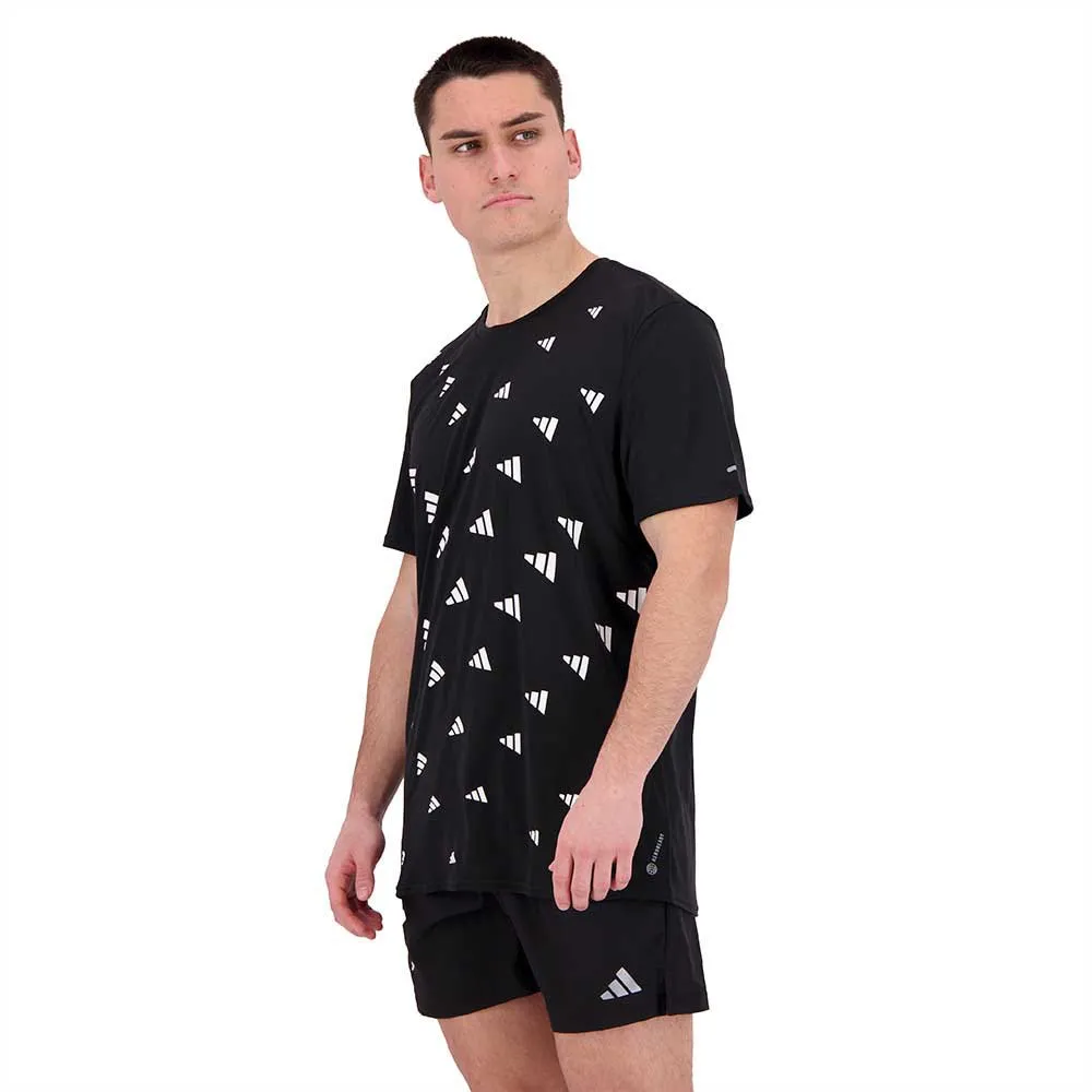 adidas Brand Love Kortarmet T-skjorte male