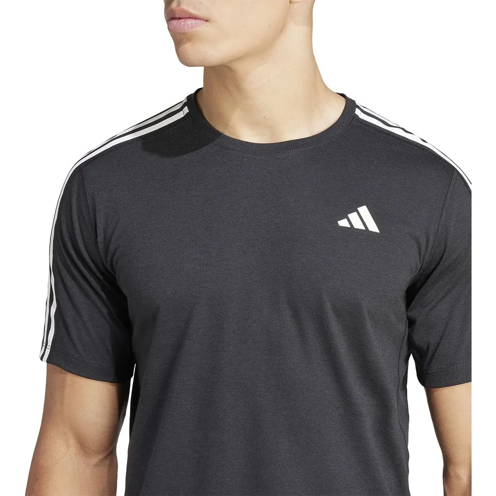 adidas Own The Run Excite 3 Stripes Kortarmet T-skjorte male adidas Own The Run Excite 3 Stripes Kortarmet T-skjorte male