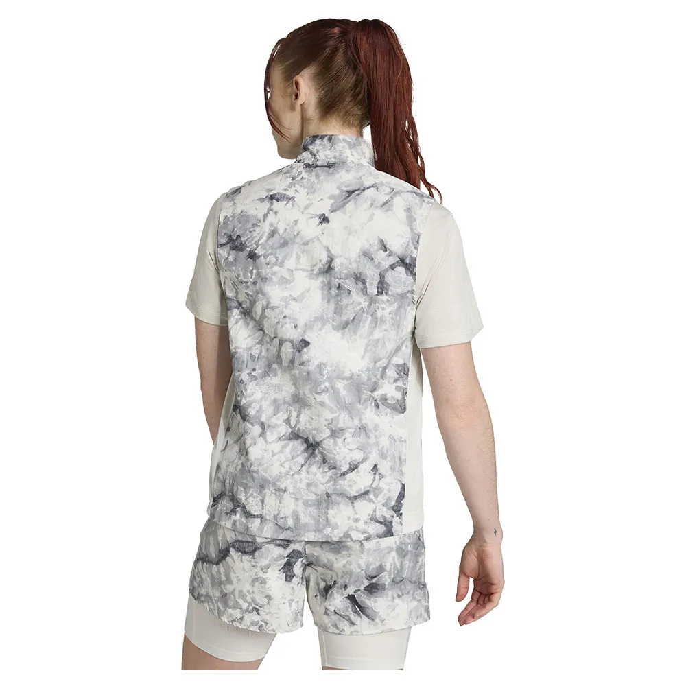 adidas Own The Run Spray Dye Vest female adidas Own The Run Spray Dye Vest female