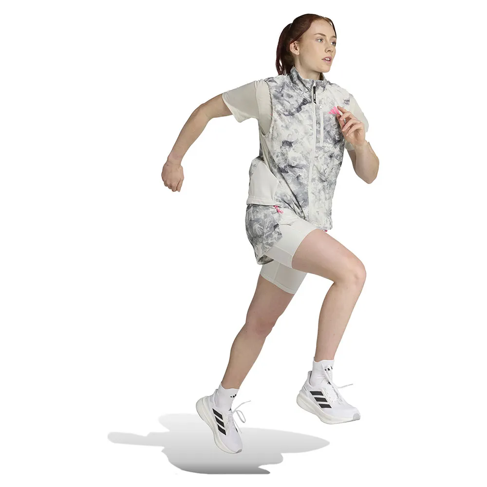adidas Own The Run Spray Dye Vest female adidas Own The Run Spray Dye Vest female