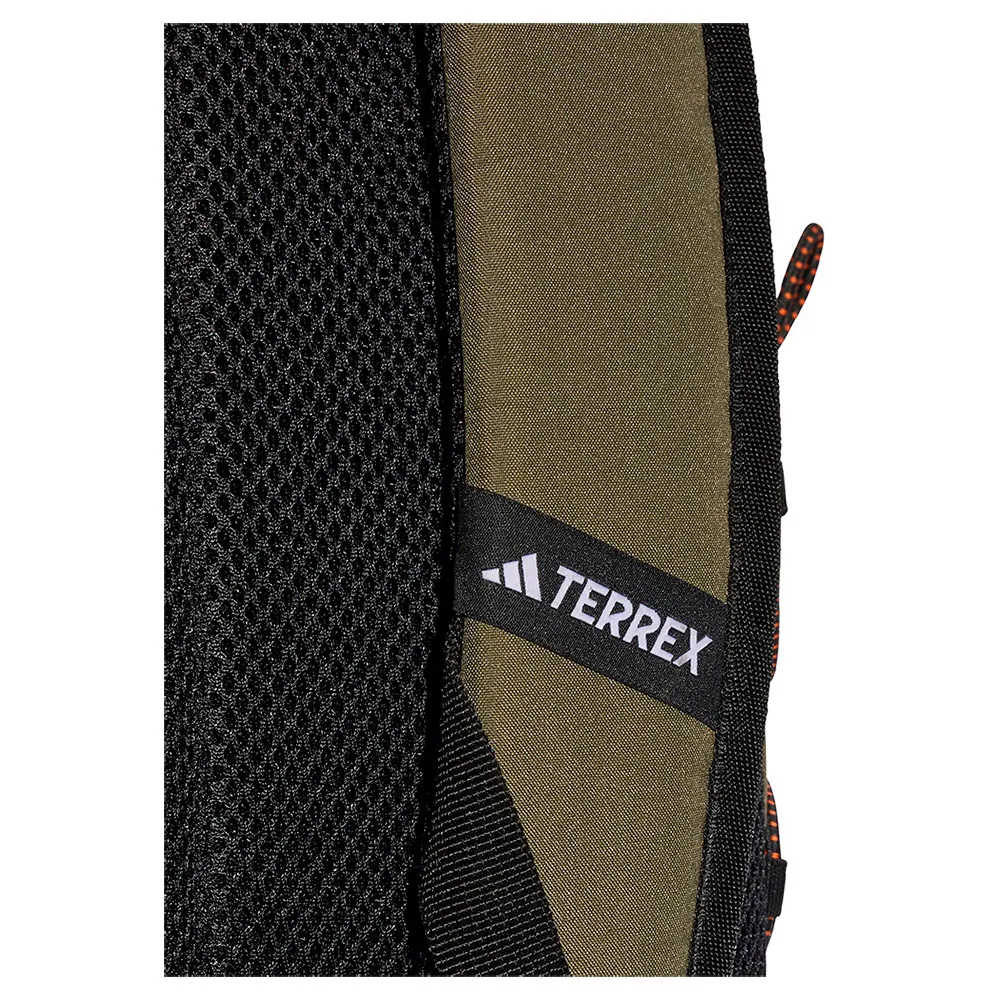 adidas Terrex Multi Essentials 20l Ryggsekk adidas Terrex Multi Essentials 20l Ryggsekk
