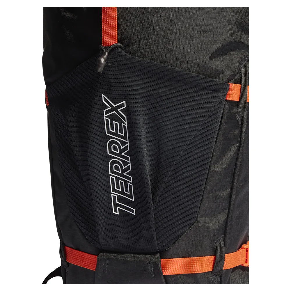 adidas Terrex Rain.rdy Mountaineering 31l Ryggsekk, Black / impact orange