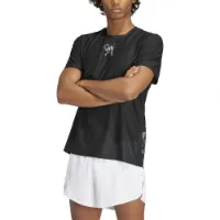 adidas Ultimate Ub Graphic Kortarmet T-skjorte male adidas Ultimate Ub Graphic Kortarmet T-skjorte male