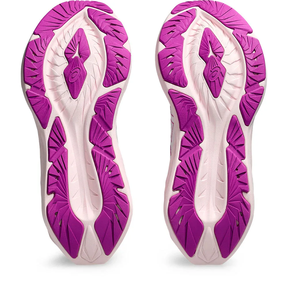 Asics Novablast 4 Løpesko female