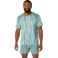 Asics Road All Over Print Kortarmet T-skjorte male Asics Road All Over Print Kortarmet T-skjorte male