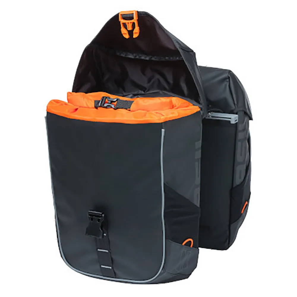 Basil Miles Tarpaulin Mik Sykkelvesker 34l, Black / orange, One Size Basil Miles Tarpaulin Mik Sykkelvesker 34l, Black / orange, One Size