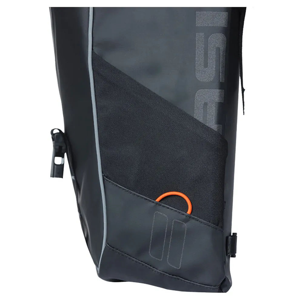 Basil Miles Tarpaulin Mik Sykkelvesker 34l, Black / orange, One Size Basil Miles Tarpaulin Mik Sykkelvesker 34l, Black / orange, One Size