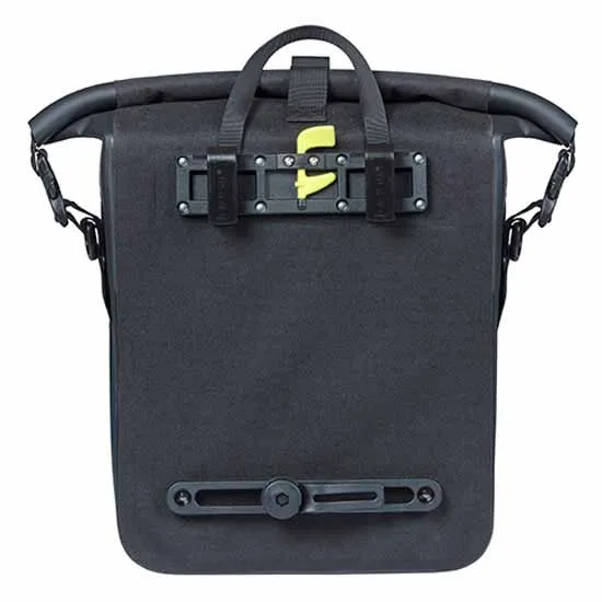 Basil Navigator Waterproof 12-15l Sykkelveske, Black, One Size Basil Navigator Waterproof 12-15l Sykkelveske, Black, One Size