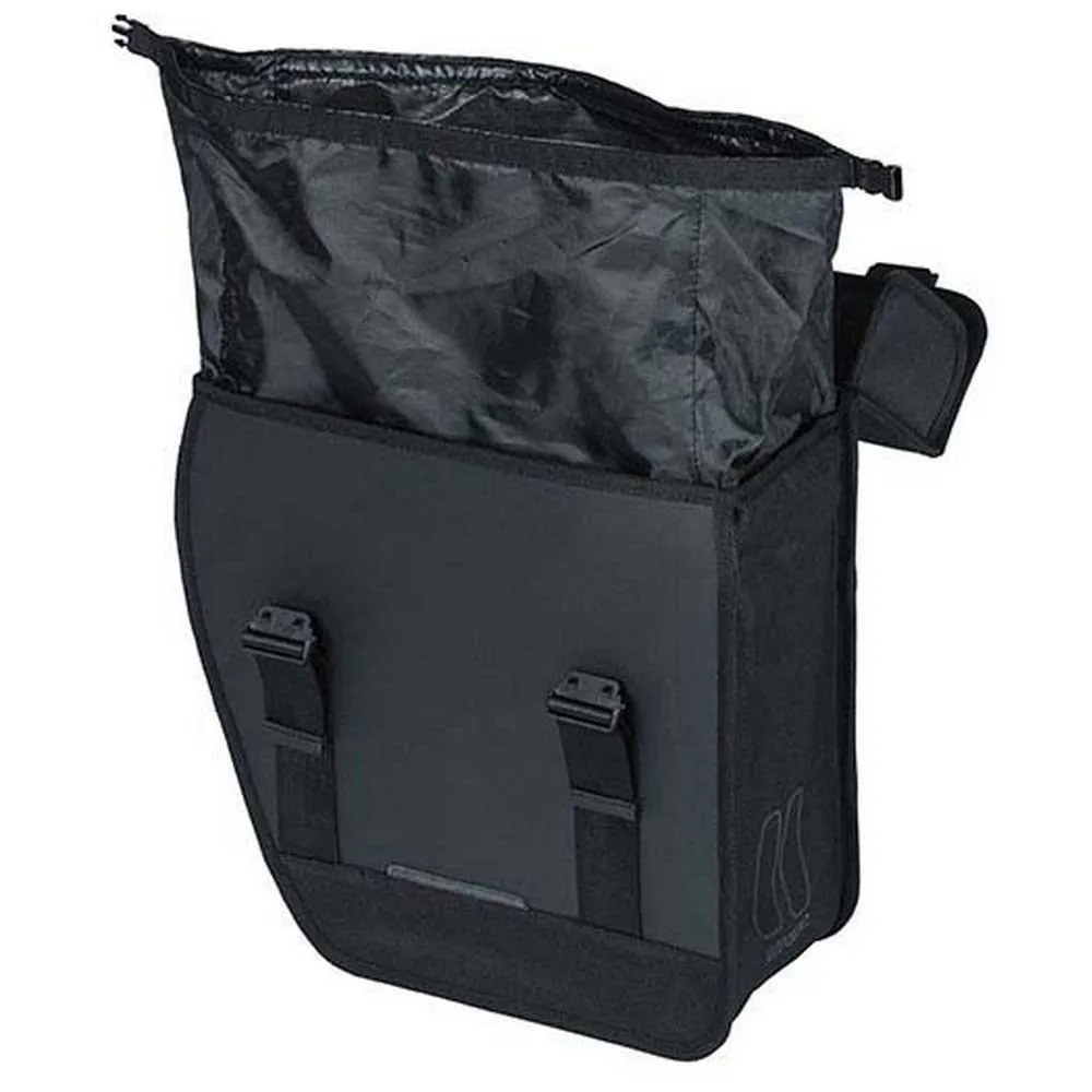 Basil Tour Waterproof Hook-on Left Sykkelveske 14l, Black, One Size Basil Tour Waterproof Hook-on Left Sykkelveske 14l, Black, One Size