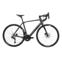 Bianchi Infinito 105 R7000 2023 Landeveissykkel Bianchi Infinito 105 R7000 2023 Landeveissykkel