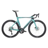 Bianchi Oltre Pro Ultegra Di2 2025 Landeveissykkel Bianchi Oltre Pro Ultegra Di2 2025 Landeveissykkel