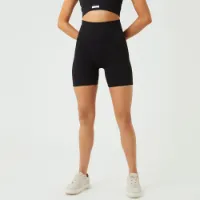 Björn Borg Studio Seamless Ribbed, Padel- og tennisshorts dame Björn Borg Studio Seamless Ribbed, Padel- og tennisshorts dame
