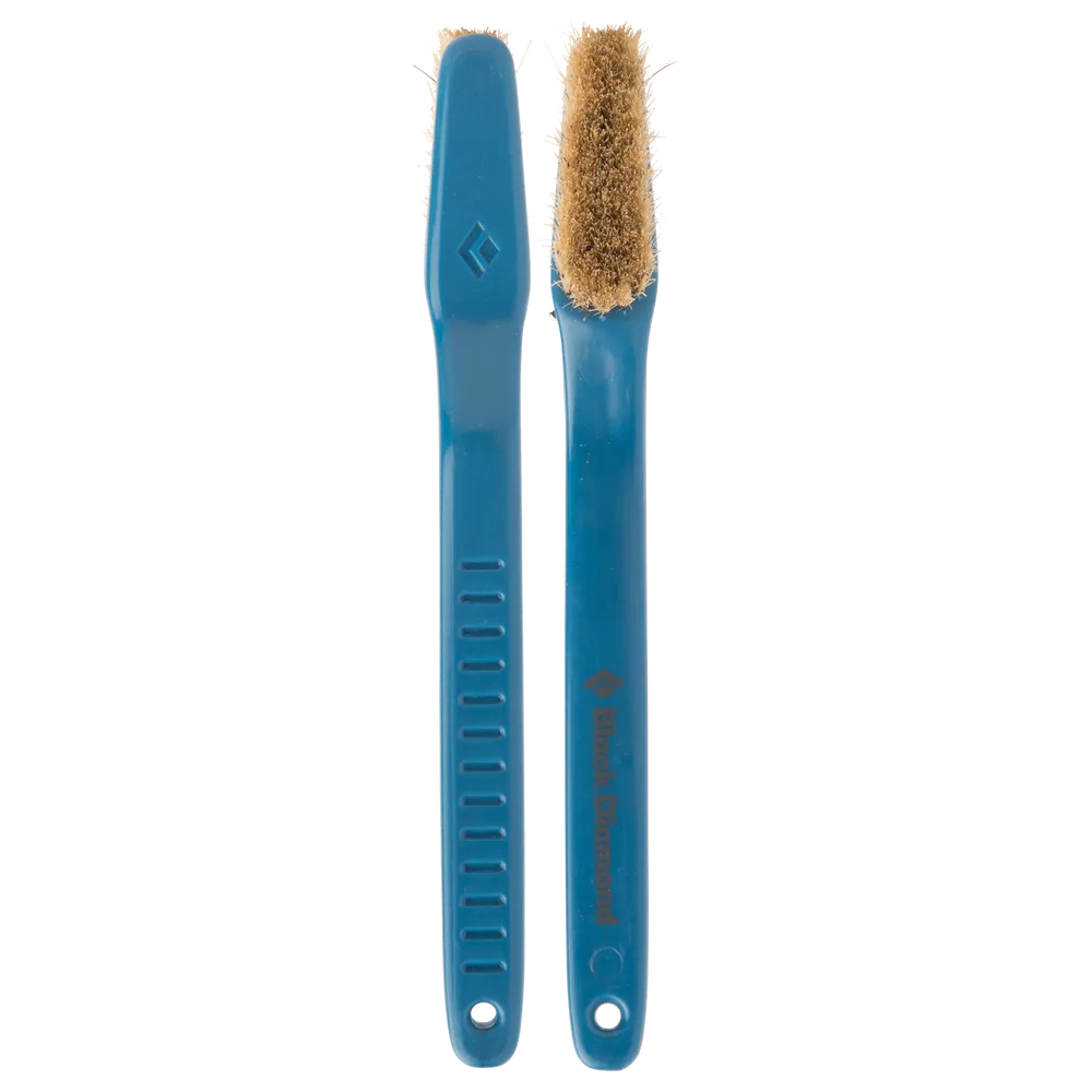 Black Diamond Bouldering Brush - Small, Orange, One Size Black Diamond Bouldering Brush - Small, Orange, One Size