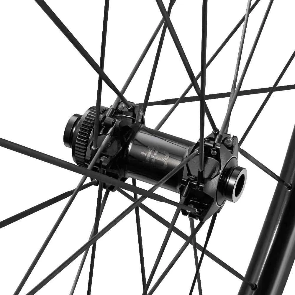Black Inc 28|33 Cl Disc Tubeless Landeveishjulsett, Black, 12 x 100/12 x 142mm, Shimano/Sram HG