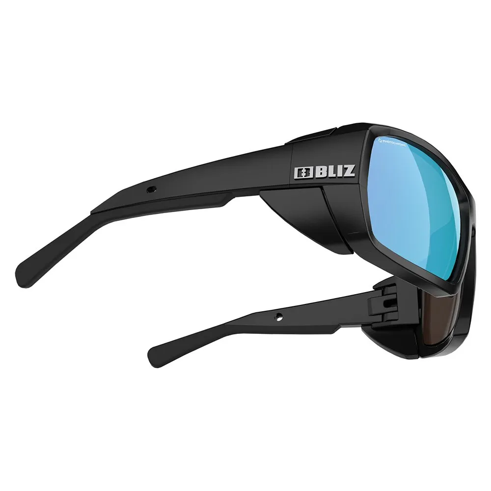 Bliz Peak Nano Optics Foto Kromatiske Solbriller, Matt black, Brown Med Blue Multicoating/CAT2-4 Bliz Peak Nano Optics Foto Kromatiske Solbriller, Matt black, Brown Med Blue Multicoating/CAT2-4
