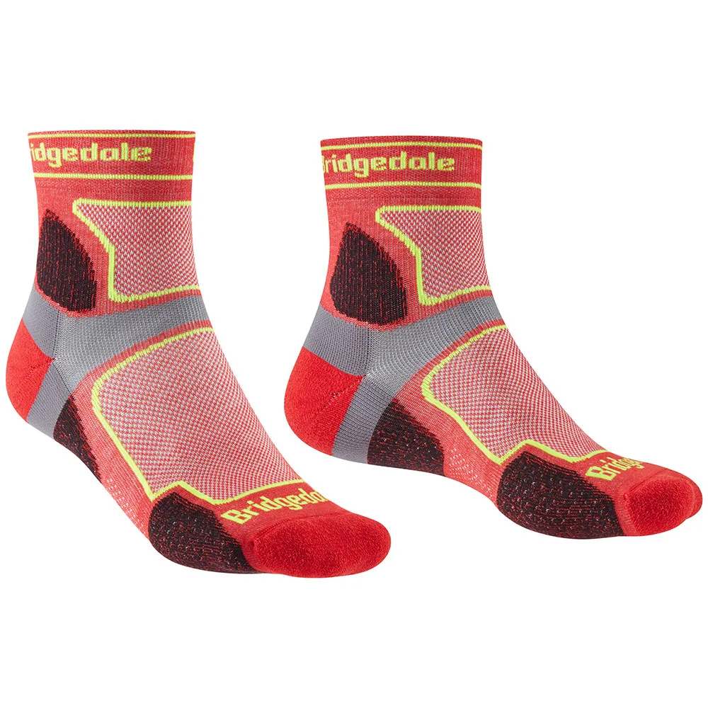 Bridgedale Ultralight T2 Coolmax® Sport 3/4 Crew Sokker male Bridgedale Ultralight T2 Coolmax® Sport 3/4 Crew Sokker male