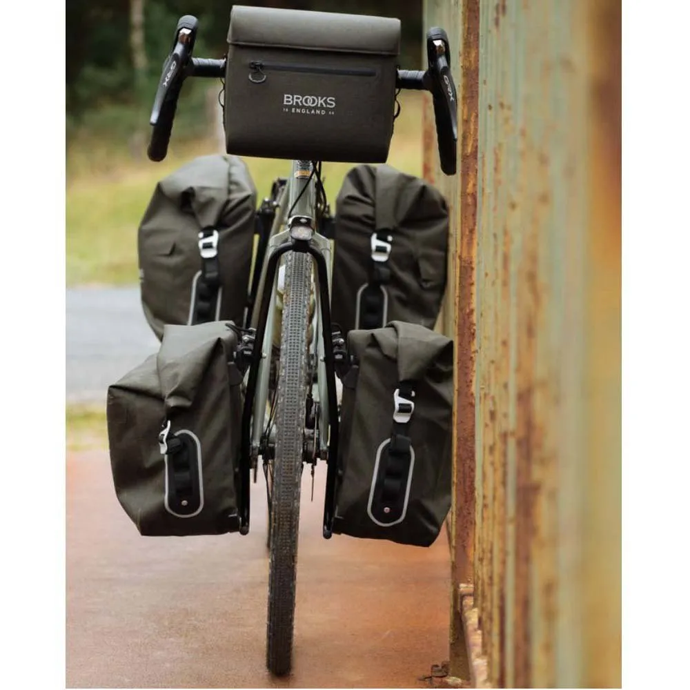 Brooks Scape 8l Styreveske Brooks Scape 8l Styreveske