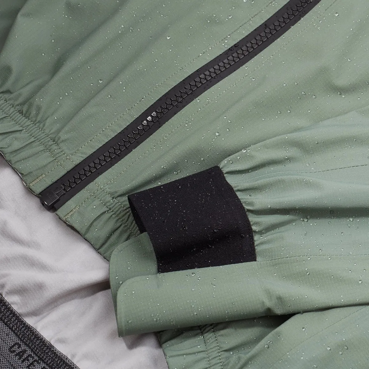 Café Du Cycliste Suzette Rain Jacket