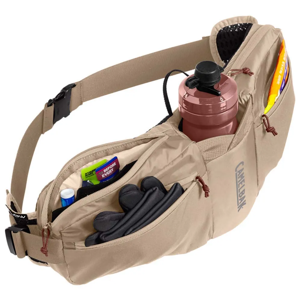 CamelBak Podium Flow 4 0.6l Midjeveske, Sand / black