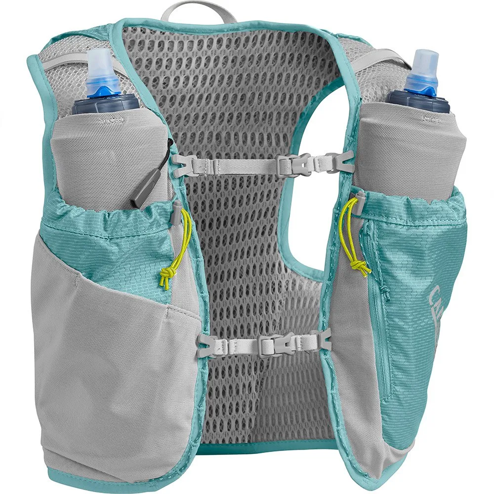 CamelBak Ultra Pro 6l+2 Quick Stow Flasks Hydreringsvest For Kvinner, Aqua sea / silver, M CamelBak Ultra Pro 6l+2 Quick Stow Flasks Hydreringsvest For Kvinner, Aqua sea / silver, M