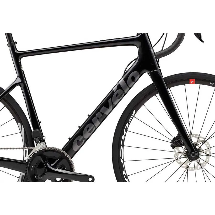 Cervélo Caledonia 105 R7150 Di2 2023 Landeveissykkel Cervélo Caledonia 105 R7150 Di2 2023 Landeveissykkel