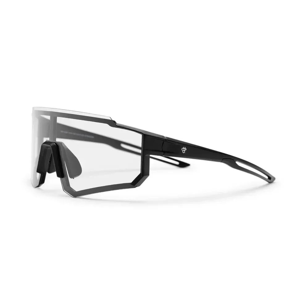Chpo Brand Siri Photochromic Briller, Black, Clear to black/CAT0-3 Chpo Brand Siri Photochromic Briller, Black, Clear to black/CAT0-3