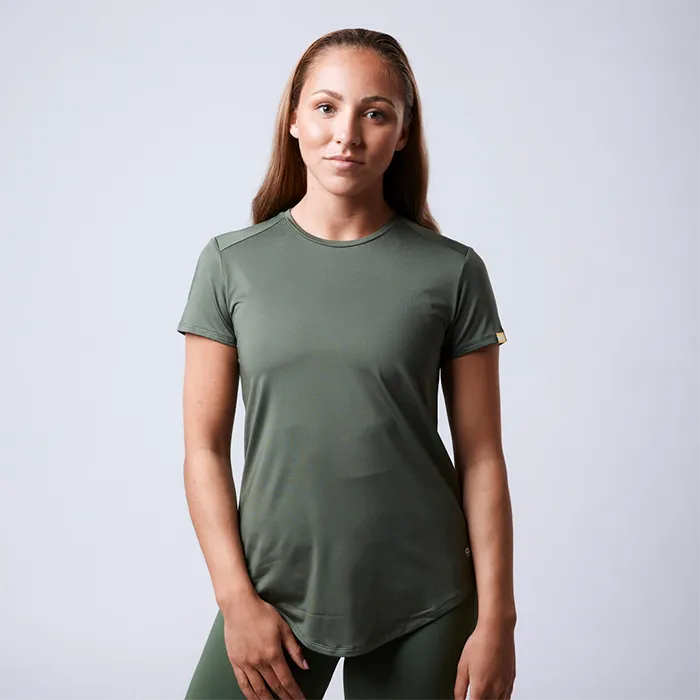 CLN ATHLETICS Lucy ws T-shirt