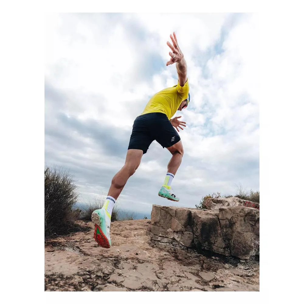 Compressport Sqtu355 Sokker male, White / safe yellow Compressport Sqtu355 Sokker male, White / safe yellow