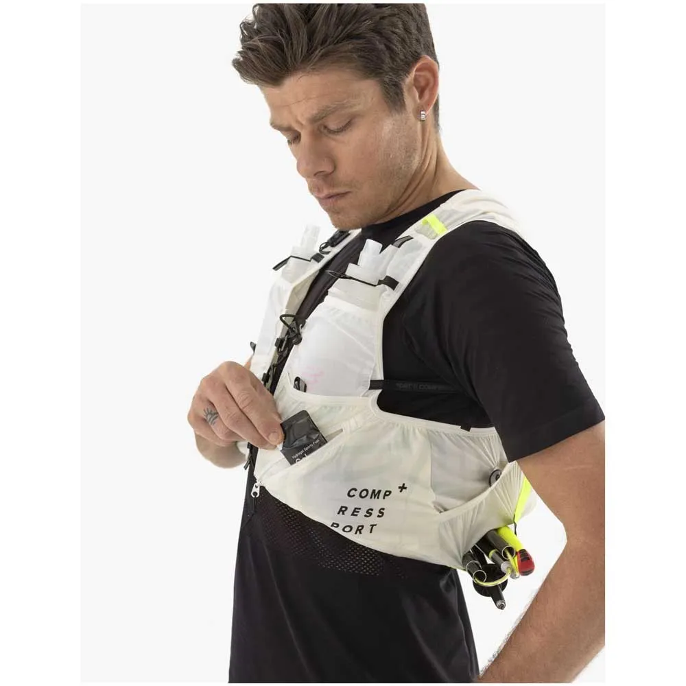 Compressport Xbpu438 Hydreringsvest Compressport Xbpu438 Hydreringsvest