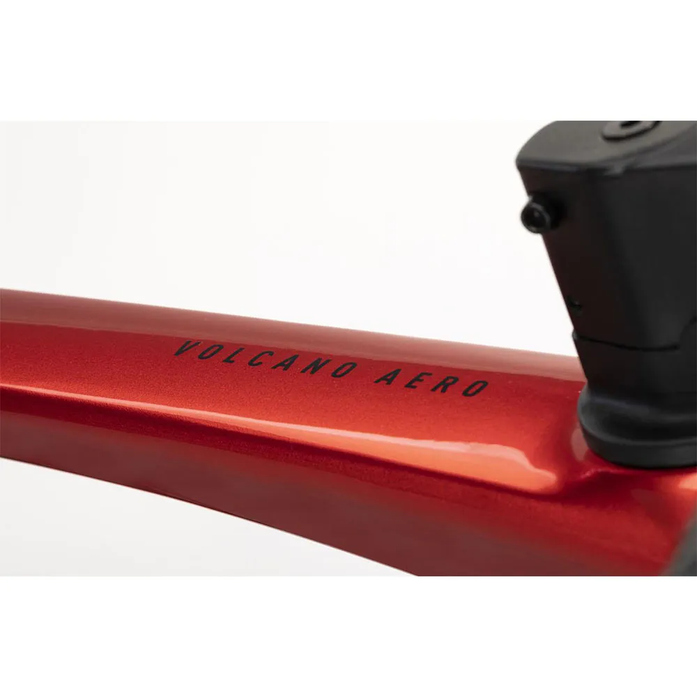 Conor Volcano Aero 105 Di2 7150 Landeveissykkel Conor Volcano Aero 105 Di2 7150 Landeveissykkel