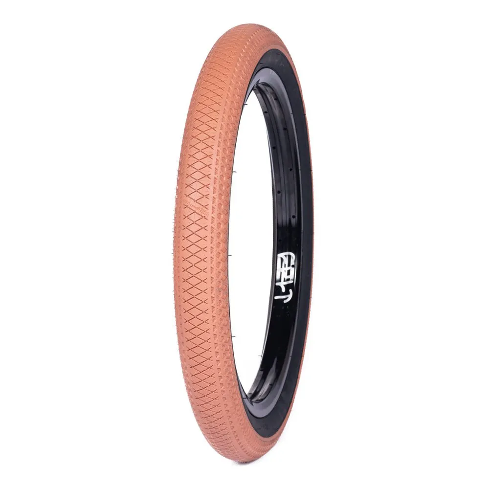 CULT Vans Wafflecup 20´´ X 2.4 Urban Stive Sykkeldekk
