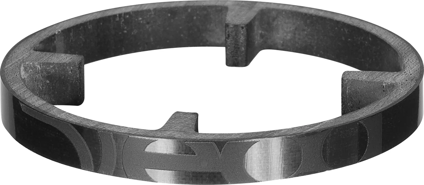 Deda HSS 46 Carbon Spacer Kit, Black, 1 x 3/1 x 5/1 x 10 Deda HSS 46 Carbon Spacer Kit, Black, 1 x 3/1 x 5/1 x 10