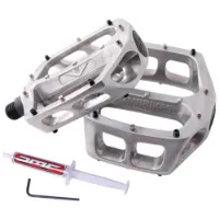 DMR V8 Classic Flat Sykkelpedaler DMR V8 Classic Flat Sykkelpedaler