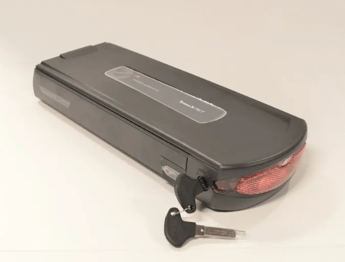 E-Fly BL15 36V 16,7AH Batteri Sort, On/Off funksjon