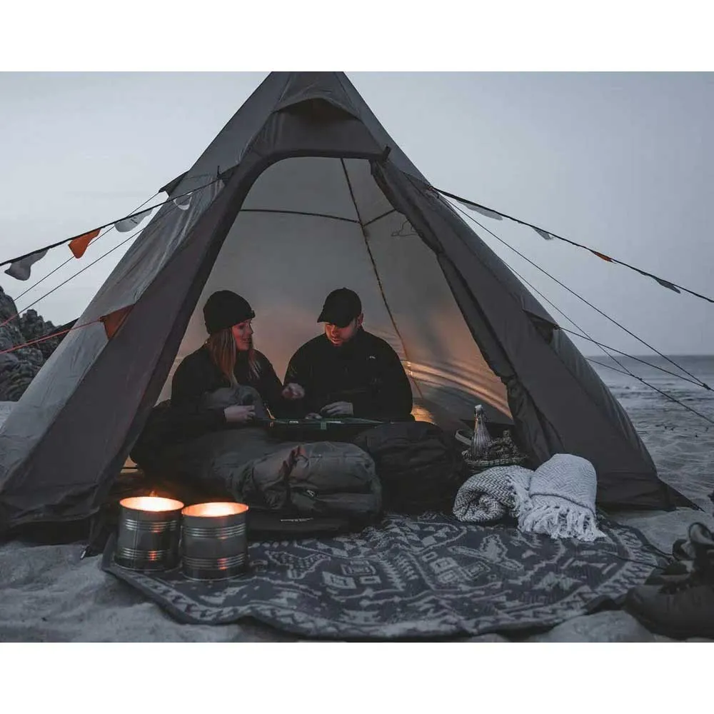 Easy Camp Bilberry Round Teppe, Grey, 150cm Easy Camp Bilberry Round Teppe, Grey, 150cm
