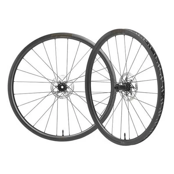 Fast Forward Ryot 33 Cl Disc Tubelees Landeveishjulsett, Black, 12 x 100/12 x 142mm, Shimano/Sram HG Fast Forward Ryot 33 Cl Disc Tubelees Landeveishjulsett, Black, 12 x 100/12 x 142mm, Shimano/Sram HG