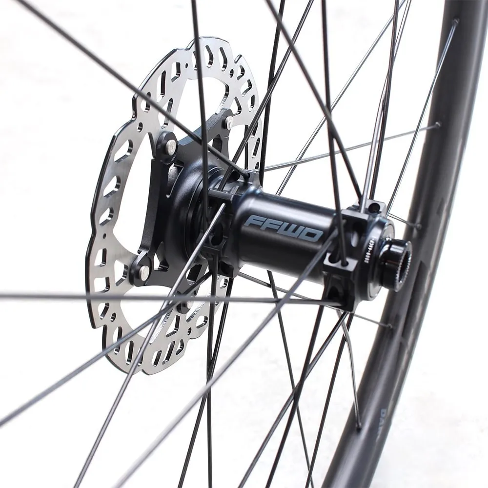 FFWD Outride Cl Disc Tubeless Landeveishjulsett, Black, 12 x 100 / 12 x 142mm, Shimano/Sram HG FFWD Outride Cl Disc Tubeless Landeveishjulsett, Black, 12 x 100 / 12 x 142mm, Shimano/Sram HG