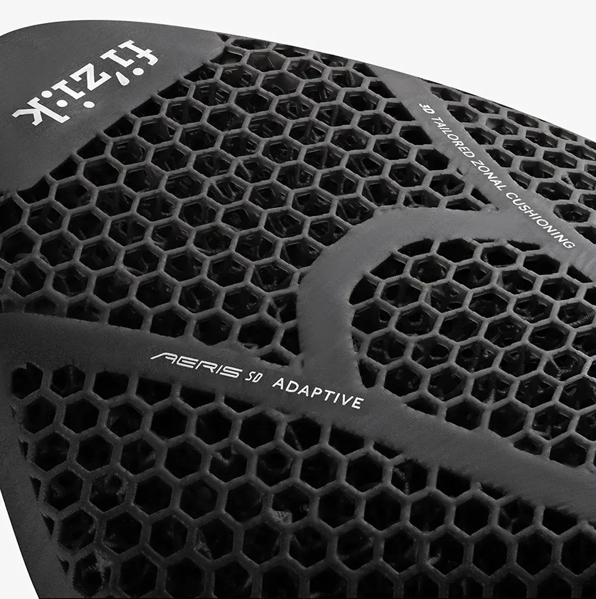Fizik Aeris SD R3 Adaptive Sykkelsete, Black, 135mm
