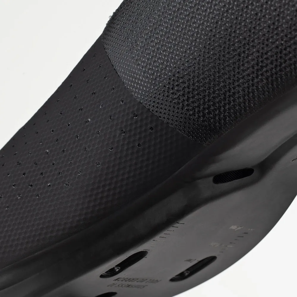 Fizik Tempo Decos Carbon Landeveissko