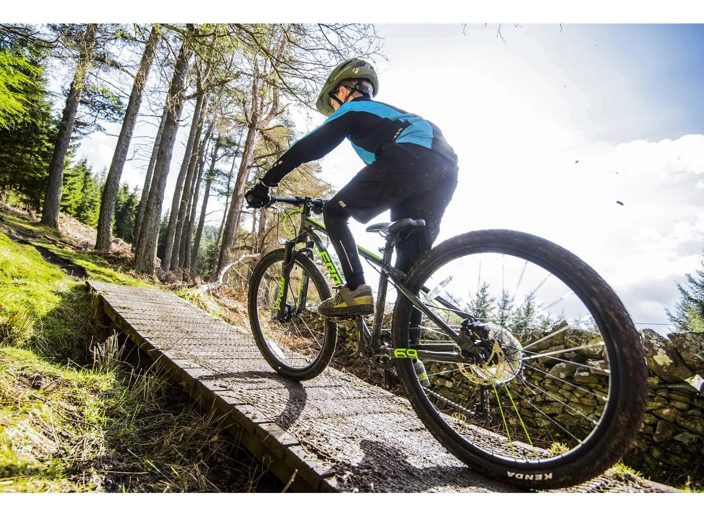 Frog Bikes MTB 69 Barnesykkel, Neon red, One Size, Terrengsykkel