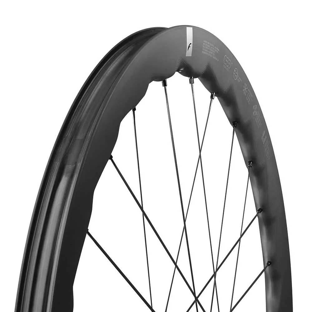 Fulcrum Sharq 42 2wf C25 Afs Disc Tubeless Forhjul For Landeveissykkel, Black, 12 x 100mm Fulcrum Sharq 42 2wf C25 Afs Disc Tubeless Forhjul For Landeveissykkel, Black, 12 x 100mm
