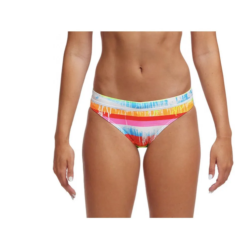 Funkita Sports Dye Hard Bikini Bunn female, Stripes multi / white, AUS 8 Funkita Sports Dye Hard Bikini Bunn female, Stripes multi / white, AUS 8