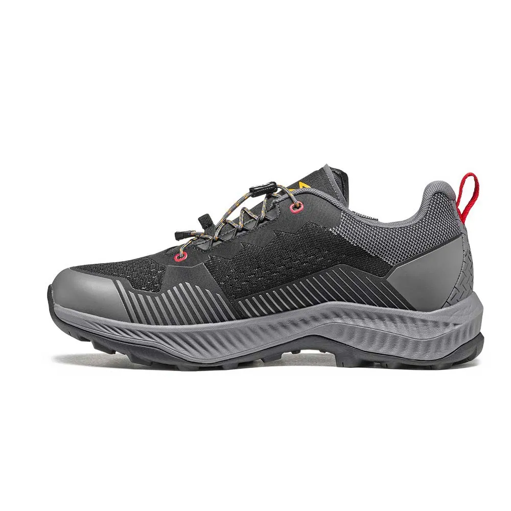 Garmont 9.81 Pulse Waterproof Tursko, Black / garmont orange Garmont 9.81 Pulse Waterproof Tursko, Black / garmont orange
