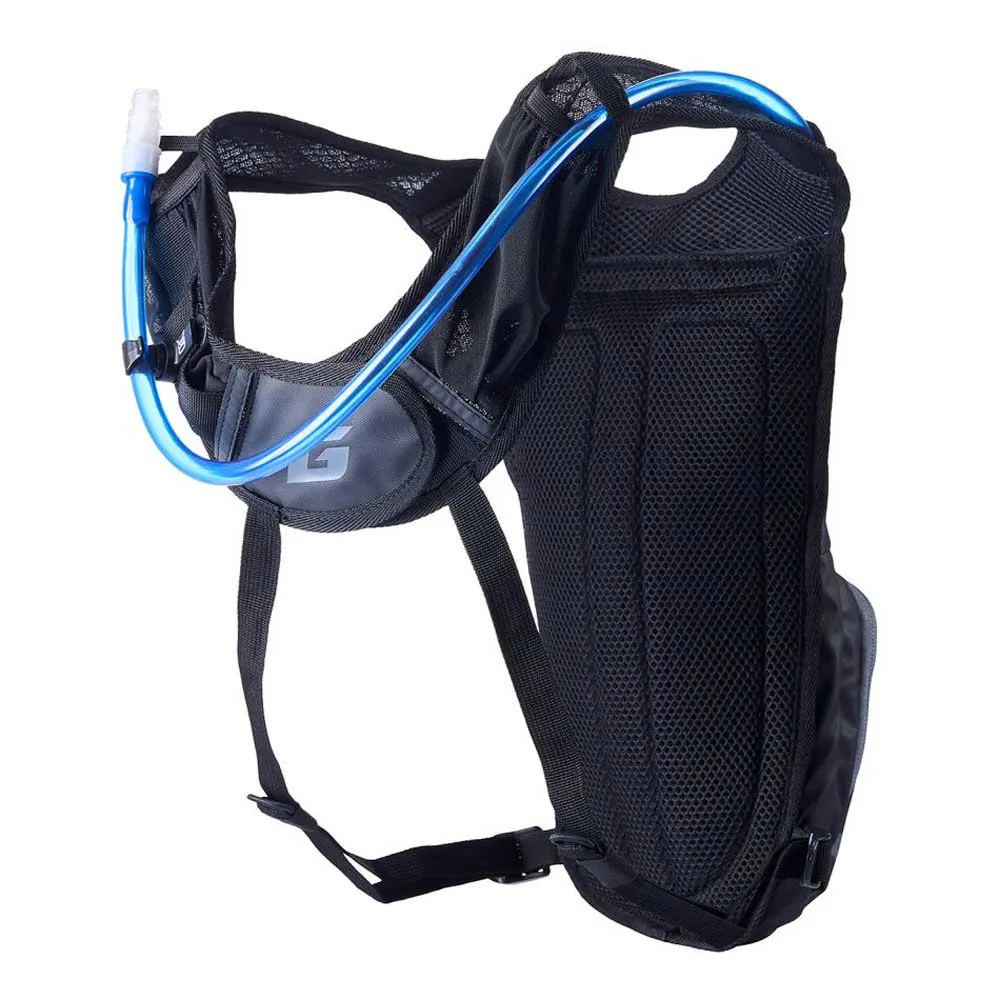 Giant Cascade Hydreringssekk 4l, Black, One Size Giant Cascade Hydreringssekk 4l, Black, One Size