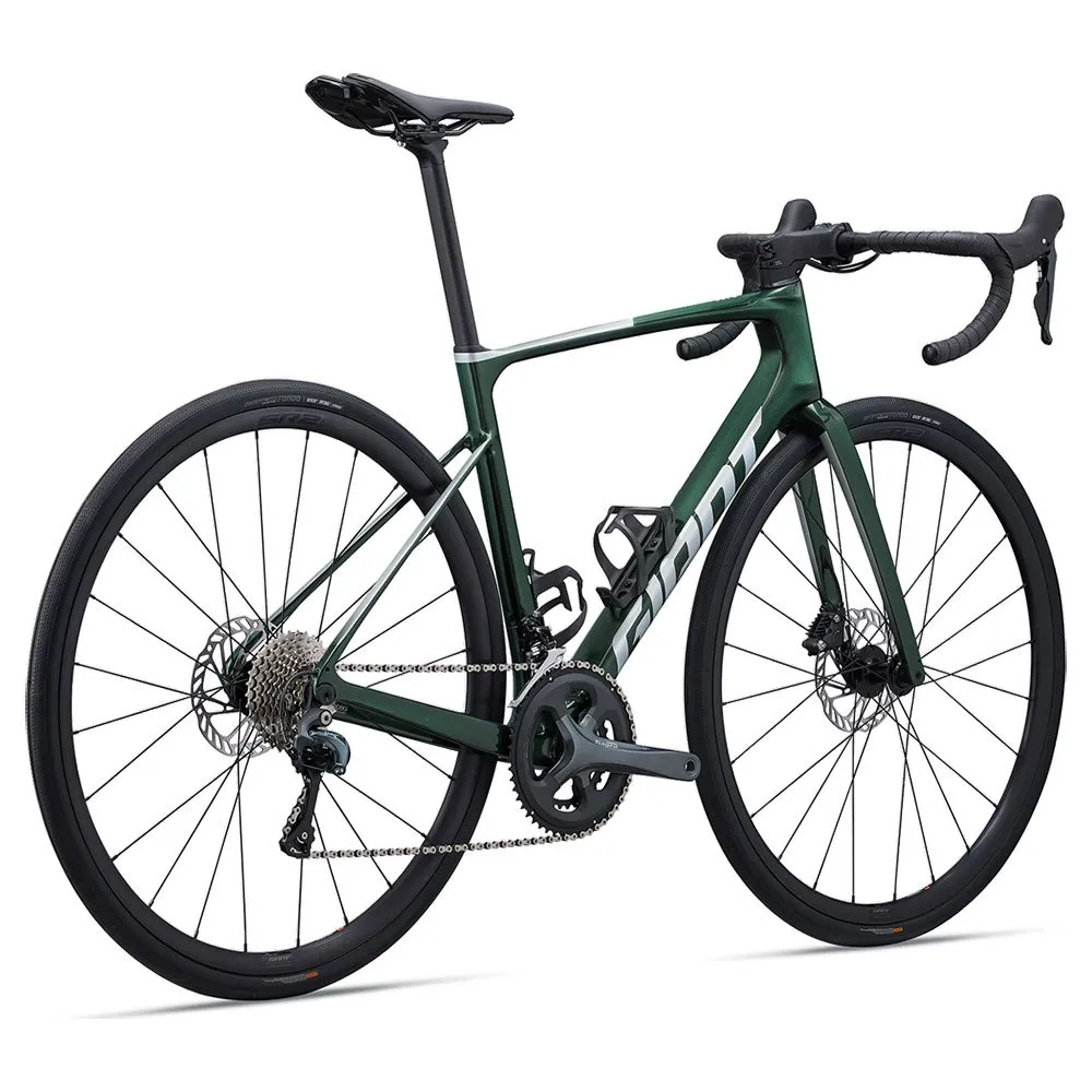 Giant Defy Advanced 3 2024 Landeveissykkel Giant Defy Advanced 3 2024 Landeveissykkel